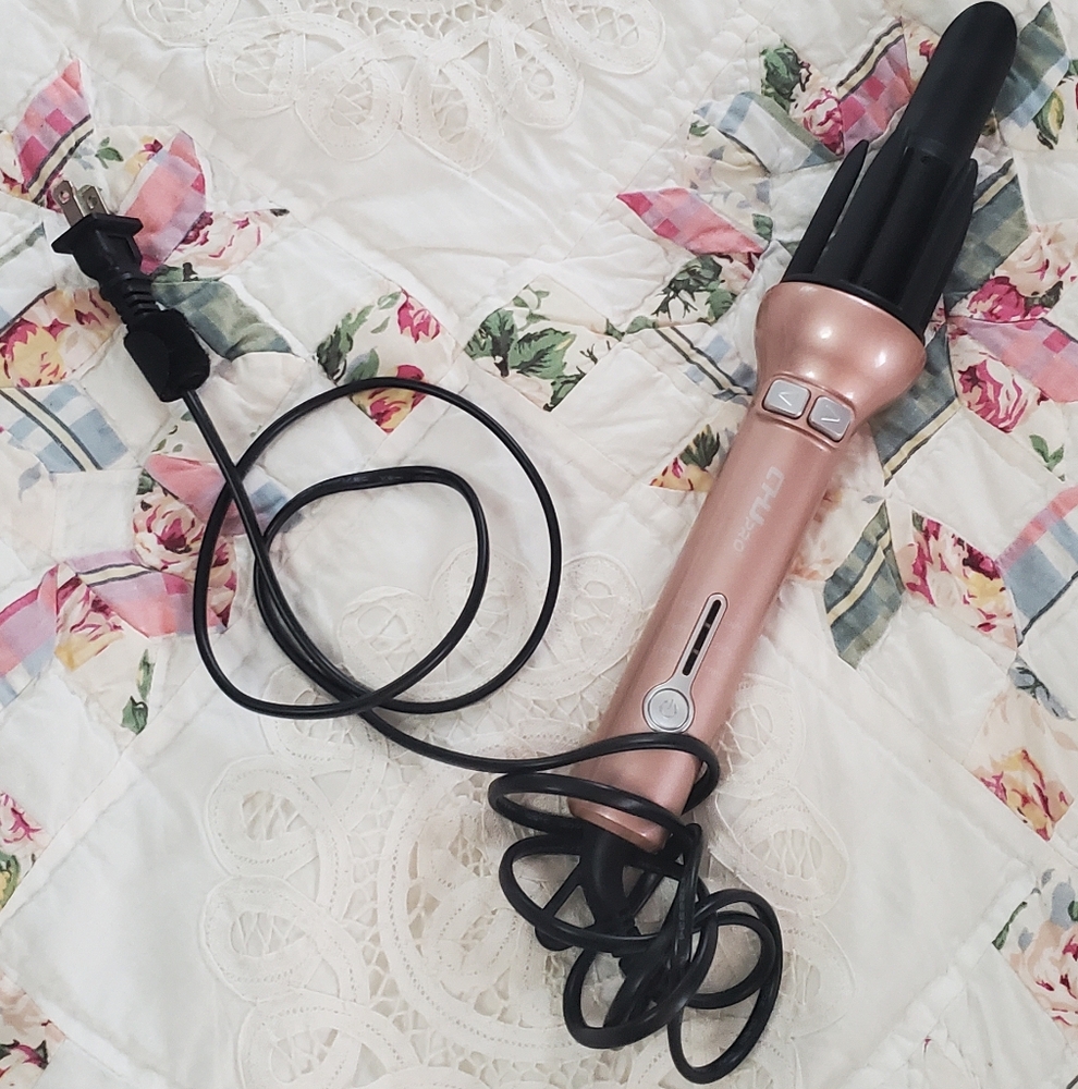 Elegant Rose Gold Automatic Curling Wand